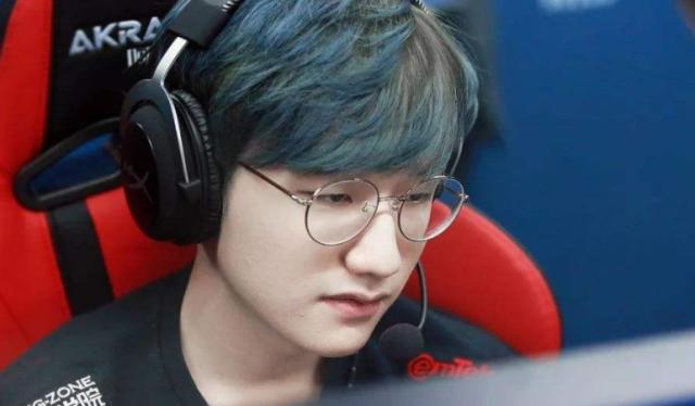 球不够积极 球不够积极