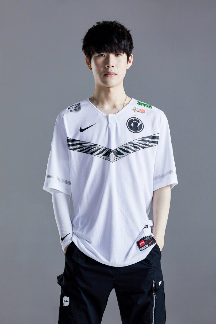 多的赞助与 多的赞助与